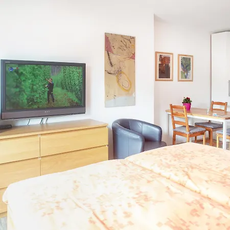 Apartment11 Thueringer Cologne Room photo
